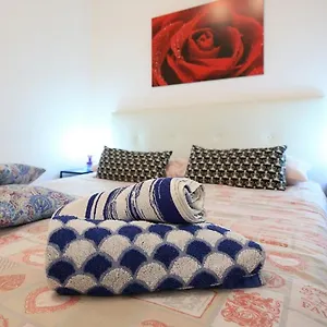 https://homesharm-reitani.taorminaitalyhotels.com