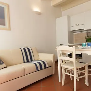 Roma 46 , Alghero Italia